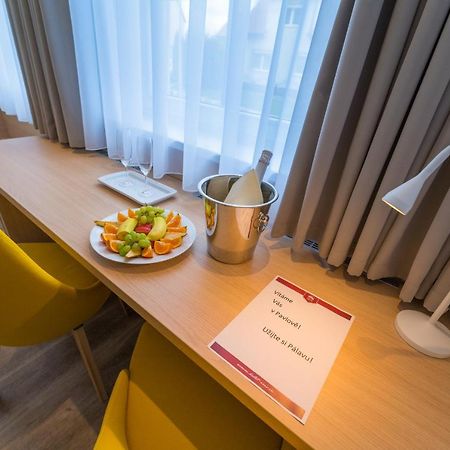 Wellness Hotel Iris Павлов Екстериор снимка